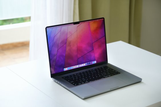 MacBook Pro mit Notch