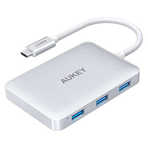 AUKEY USB C Hub (6 in 1) HDMI Port 4K, 4 USB 3.0 Ports und 100W USB C Ladeanschluss (Power Delivery) Tye C Hub Aluminium kompatibel mit MacBook Pro 2016/2017, iMac 2017, Samsung Galaxy S8 usw.