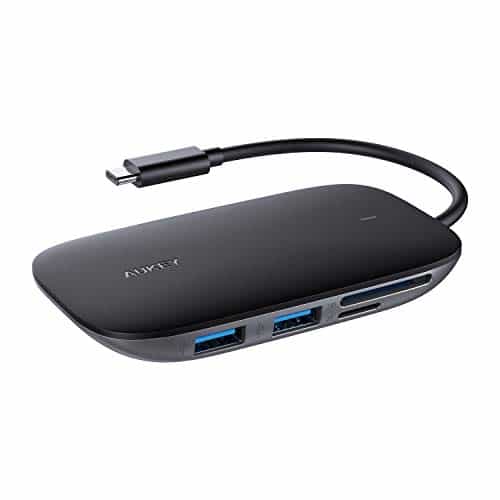 AUKEY USB C Hub 7 in 1 mit 3 USB 3.0 Anschlüssen, SD & MicroSD Kartensteckplätzen, HDMI Anschluss und USB PD Schnelllade Port USB C Adapter Kompatibel mit MacBook Pro, Dell XPS 15 und Weiteren Geräten