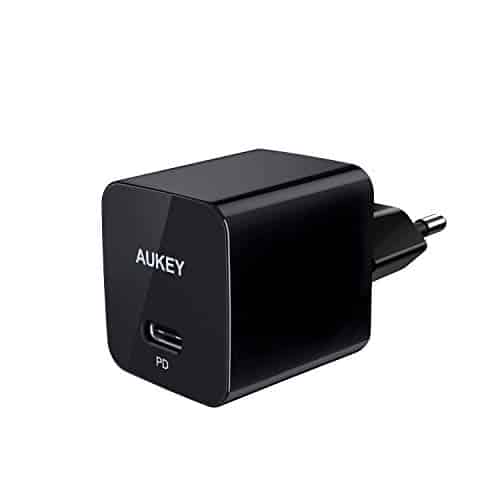 AUKEY USB C Ladegerät mit 18W Power Delivery 3.0, Ultra Kompakt USB Netzteil für iPhone XS/XS Max/XR, Google Pixel 2/2 XL, Samsung Galaxy S9+/ S8 / Note8 usw.