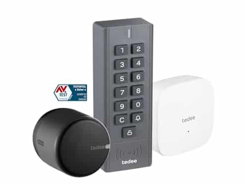 tedee GO Set | schwarzes Schloss, Bridge und Keypad | smartes Türschloss | WLAN-Bridge | Tastenfeld | Smart-Home-Lösung für iOS und Android | Bluetooth |Auto-Unlock | Keine Installationshardware