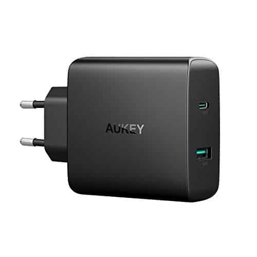 AUKEY USB C Ladegerät mit 46W Power Delivery 3.0 & 5V 2,1A USB Netzteil für MacBook / Pro, Dell XPS, Nintendo Switch, Samsung Note 8 / S8 / S8+, Google Pixel, iPhone X / 8 / 8 Plus, iPad usw.