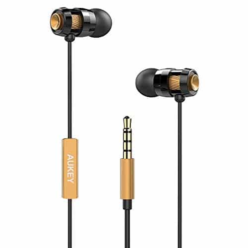 AUKEY In Ear Kopfhörer, Kabelgebundene Metallische Kopfhörer Bass Stereo Ohrhörer Headset mit Mikrofon und Fernbedienung, 3,5mm Klinkenstecker für iPhone, Samsung, Huawei (Gold)