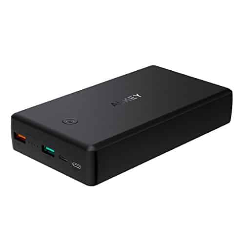 AUKEY USB C Powerbank 26500mAh mit Quick Charge 3.0, Externer Akku mit 2 Ports Ausgang und 2 Eingänge für iPhone X/ 8/ Plus/ 7/ 6s, Samsung S8+/ S8, iPad, Tablet usw.