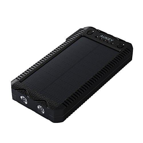 AUKEY Solar Power Bank 12000mAh mit Dual USB Ports, für iPhone, Samsung, Huaiwei, SONY, mit Taschenlampen und Zigarettenanzünder für Outdoor-Aktivitäten