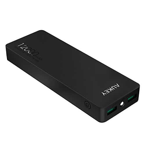 Aukey PB-N28 Externer Akku 12000mAh, 2A Eingang und 3.4A in beiden Ausgängen schwarz