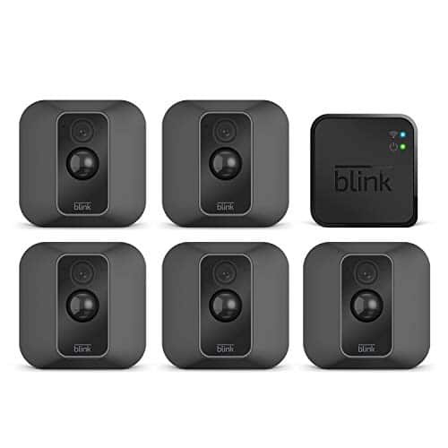 Die neue Blink XT2 - Smarte Sicherheitskamera | Für den Außen- und Innenbereich mit Cloud-Speicher, Zwei-Wege-Audio und 2-jähriger Batterielaufzeit | System mit fünf Kameras