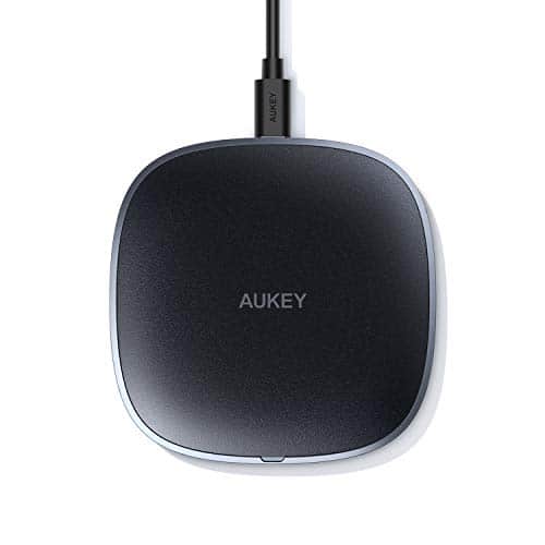 AUKEY kabelloses Ladegerät Qi-aktiviert, Ultra Slim, Wireless Charger Lade-Pad für kabelloses Laden kompatibel iPhone XS/XS Max/X/8/8 Plus, Samsung S9/S9+/S8/S8+ und Weitere Qi-Fähige Geräte