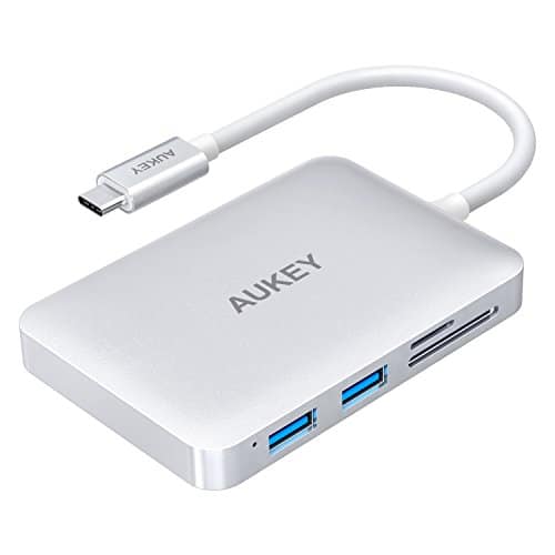 AUKEY USB C Hub HDMI Port ( 4K ), Micro SD & SD Kartenslots, 3 USB 3.1 Ports und 100W USB C Ladeanschluss USB Type C Adapter Aluminium für MacBook Pro 2016 / 2017, iMac 2017, Samsung Galaxy S8, usw.