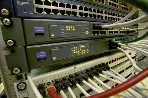 Medienkompetenz: Schulbehörde verliert iPad-Unterrichtsnotizen von Abiturienten und hat kein Backup