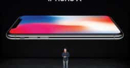 iPhone X und Phil Schiller