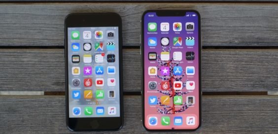 iPhone X neben iPhone 7, von vorne