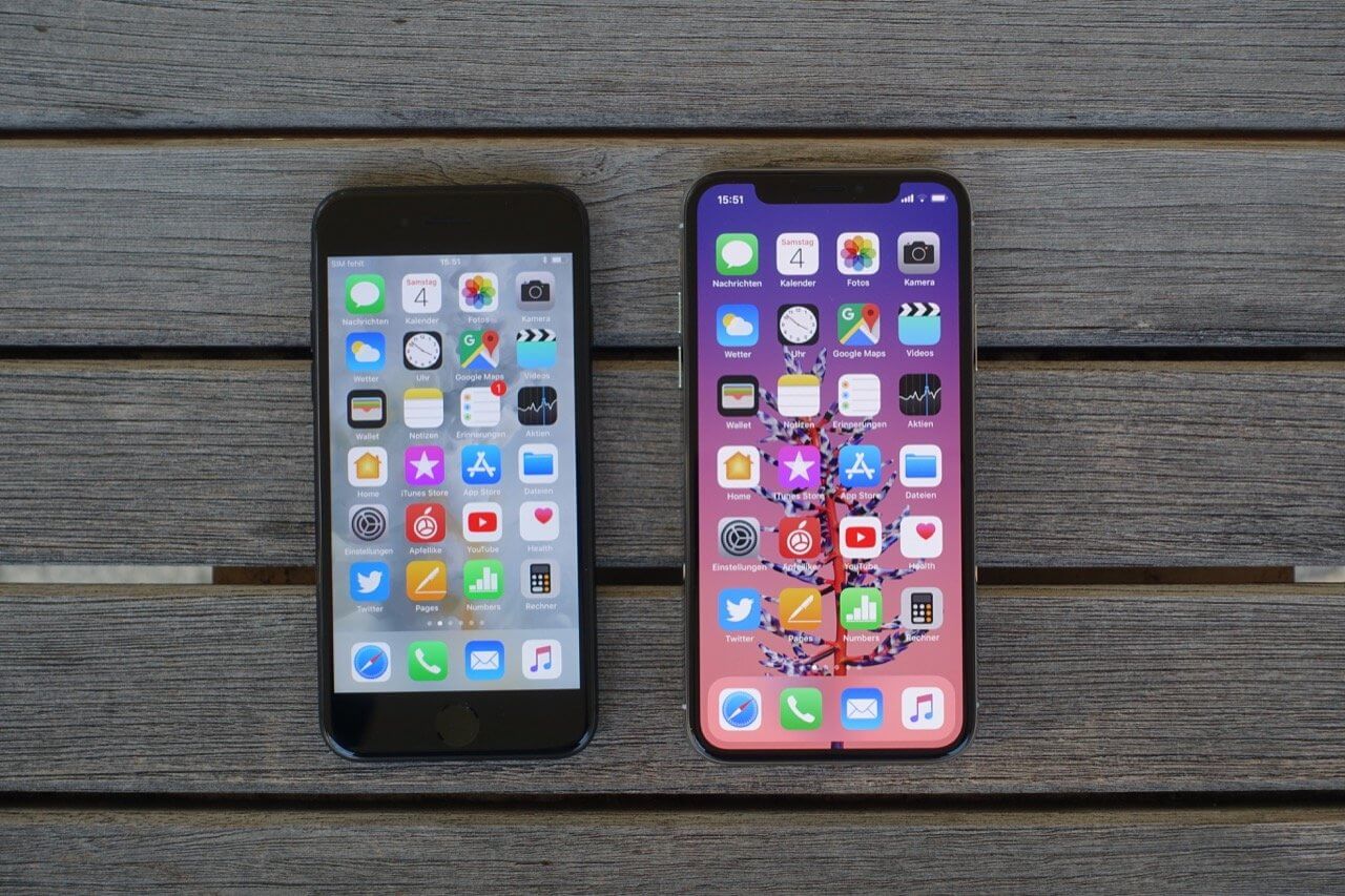 iPhone X neben iPhone 7, von vorne