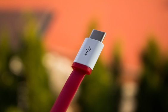Bericht: USB-C-Anschluss im iPhone 15 zu 100% standardkonform