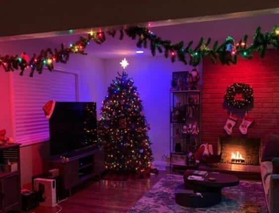 Philips Hue Festavia – die neue und teure Lichterkette für den Weihnachtsbaum