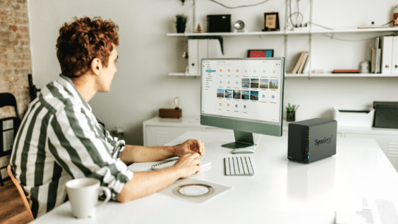 GEWINNSPIEL: Private Cloud mit Synology NAS – DS224+ (2 Festplatten-Einschübe)