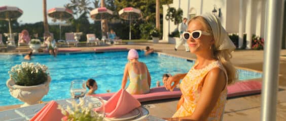 Apple TV+ zeigt Trailer und kündigt Starttermin von „Palm Royale“ an