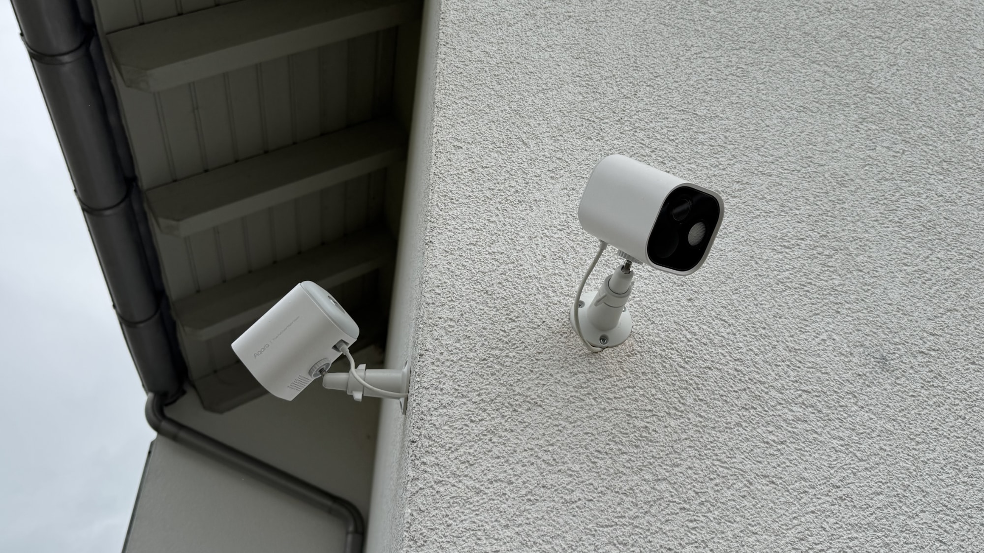 Nur mit anderen Wandhalterungen kann man die Aqara G5 Pro flexibel ausrichten.