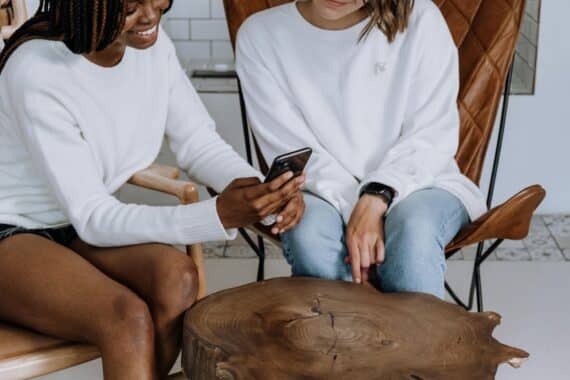 Entertainment am Limit – Wie das iPhone komplexe Echtzeit-Plattformen für Nutzer kontrollierbar macht