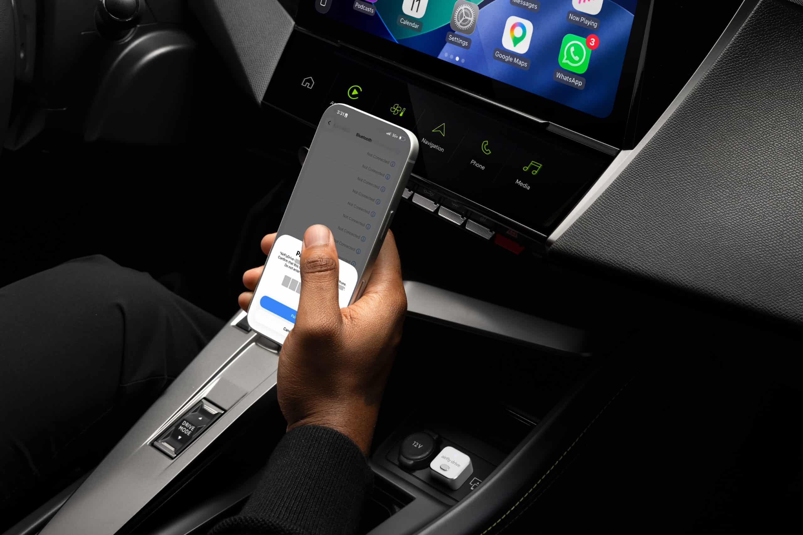 Twelve South AirFly Drive: Kompakter Adapter macht kabelgebundenes CarPlay drahtlos